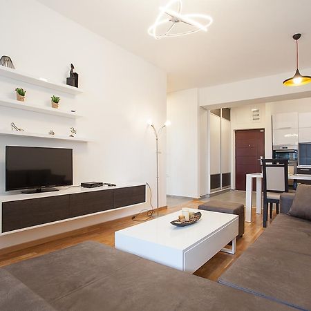 Apartment ǀ City Mall ǀ 1 Bedroom ǀ Wifi Skopje Ngoại thất bức ảnh