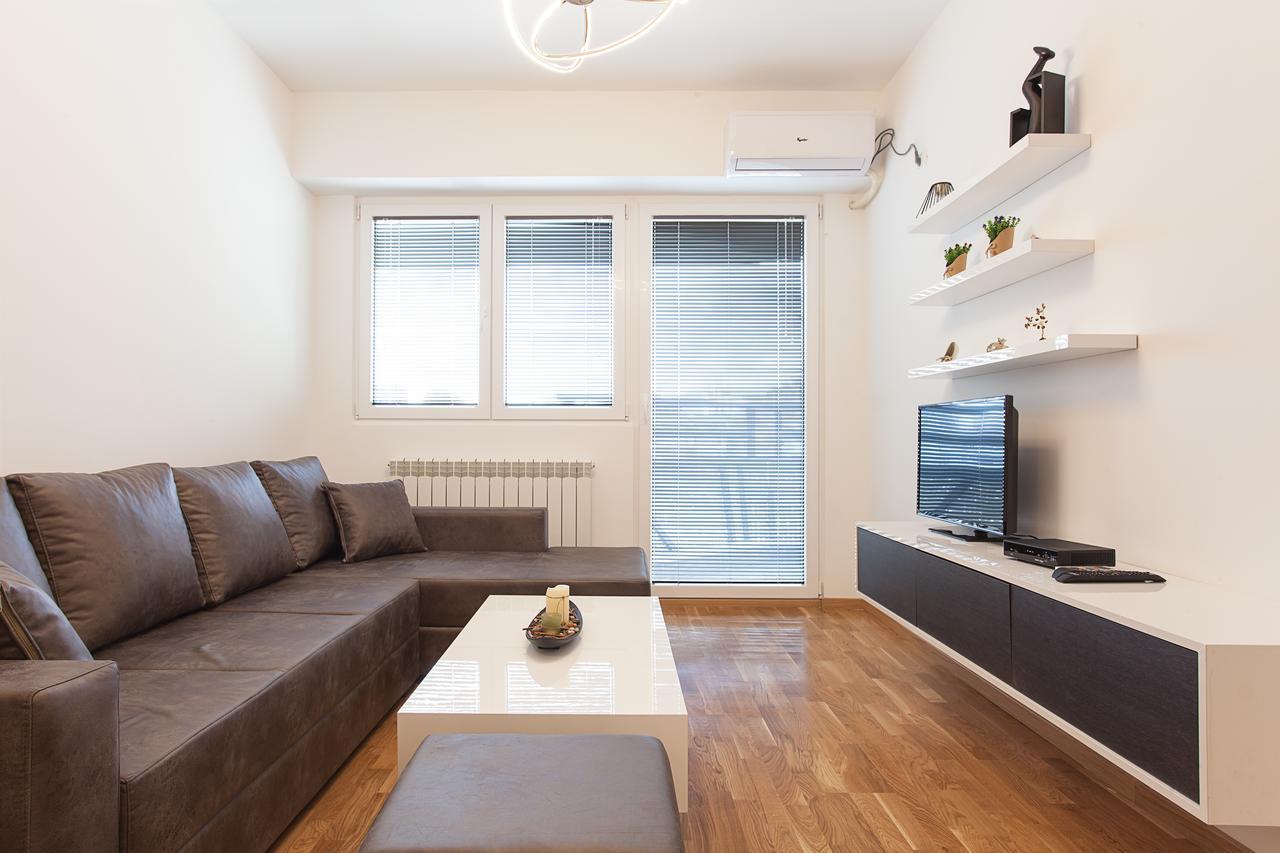Apartment ǀ City Mall ǀ 1 Bedroom ǀ Wifi Skopje Ngoại thất bức ảnh